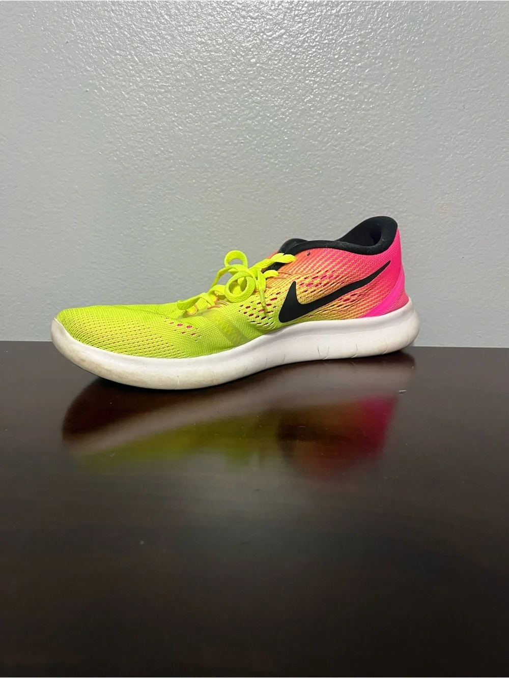 Nike Women’s Neon Yellow and Pink Gradient Running Sneakers